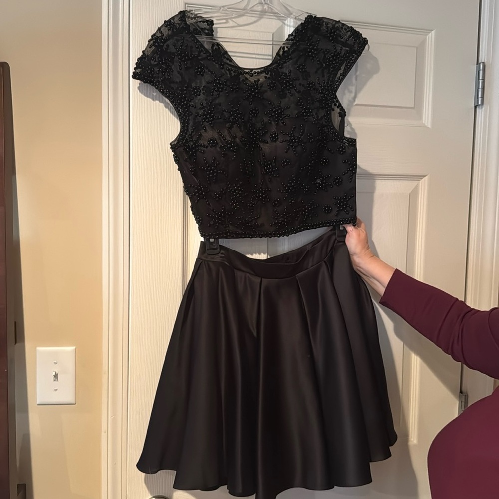 Two Piece Dave and Johnny Dress!